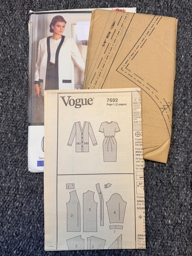 Original Vogue paper pattern with its tissue and instructions